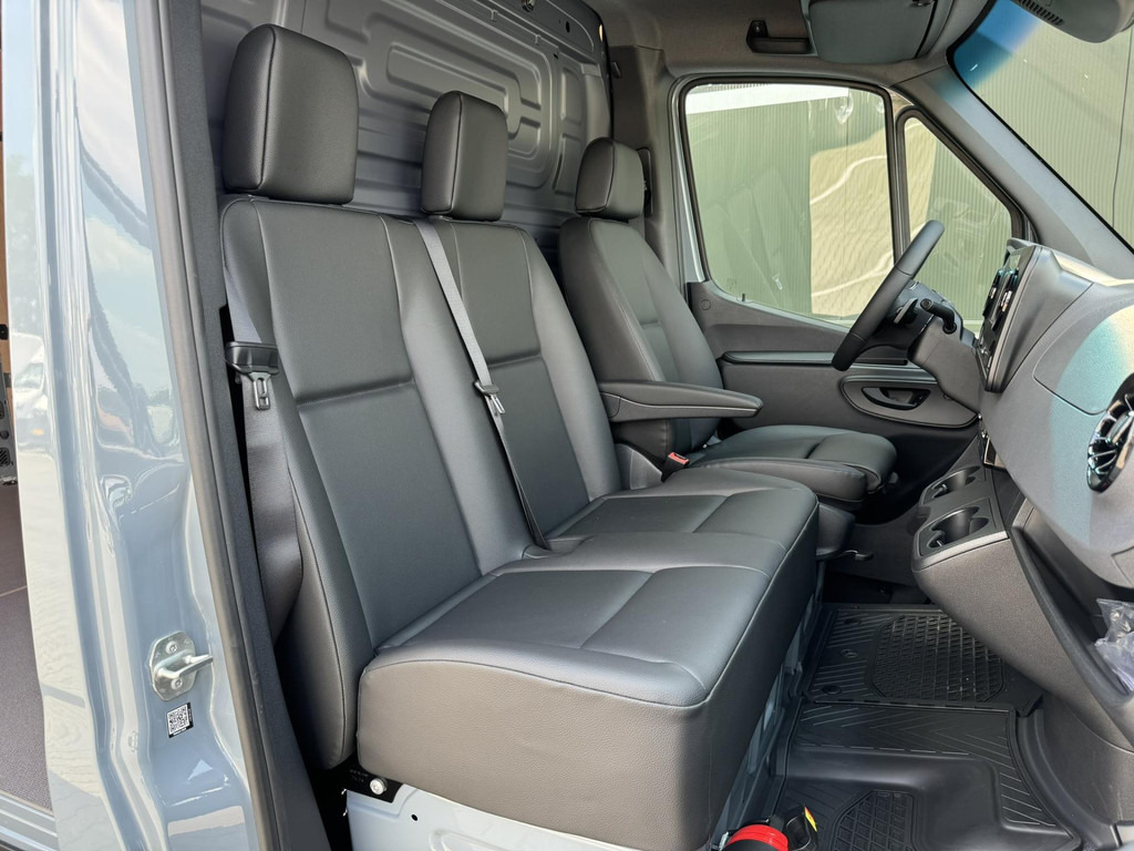 Furgão Mercedes-Benz Sprinter-317 L2 Trekhaak 3500kg Camera Navigatie Cruise Clima Pdc Keyless Leder+verwarming: foto 14
