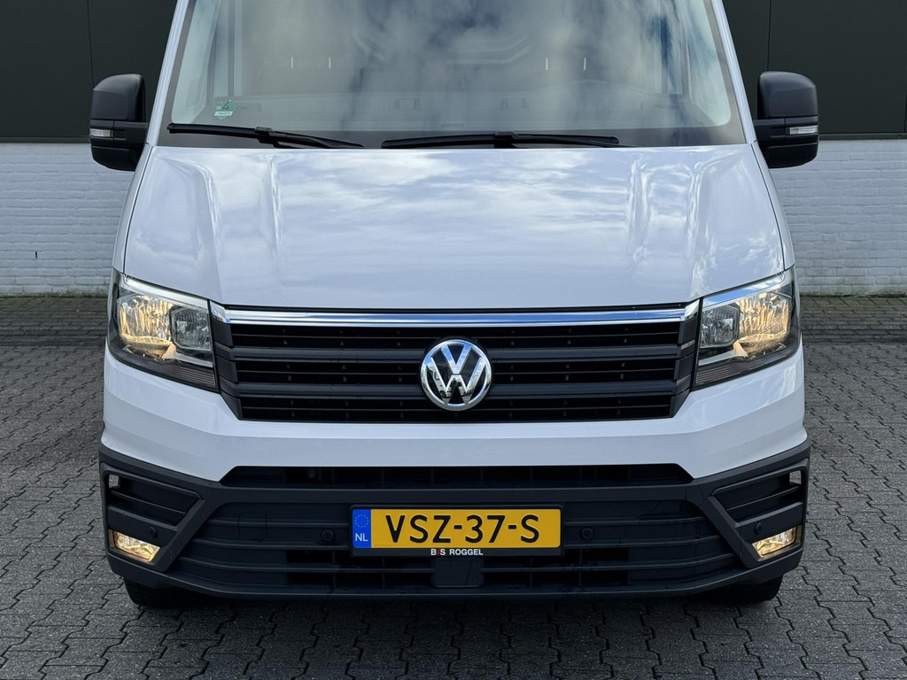 Volkswagen Crafter-30 2.0 TDI L3H3 Highline Carplay DAB Cruise Verwarmde voorruit Trekhaak Lat om Lat - Furgão: foto 4 Volkswagen Crafter-30 2.0 TDI L3H3 Highline Carplay DAB Cruise Verwarmde voorruit Trekhaak Lat om Lat - Furgão: foto 4