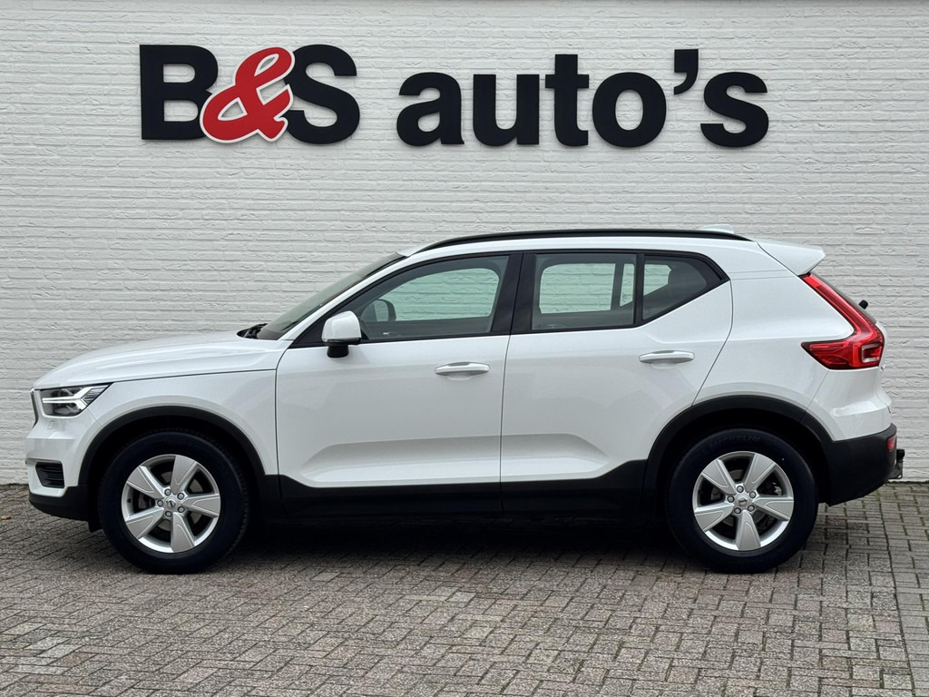 Volvo XC40-1.5 T3 Adaptive cruise Climate control Stoelverwarming Navigatie LED koplampen parkeersensor achter - Automóvel: foto 4 Volvo XC40-1.5 T3 Adaptive cruise Climate control Stoelverwarming Navigatie LED koplampen parkeersensor achter - Automóvel: foto 4