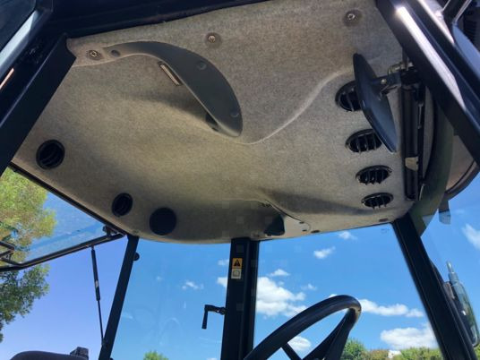 New Holland TD80D - Trator: foto 4 New Holland TD80D - Trator: foto 4