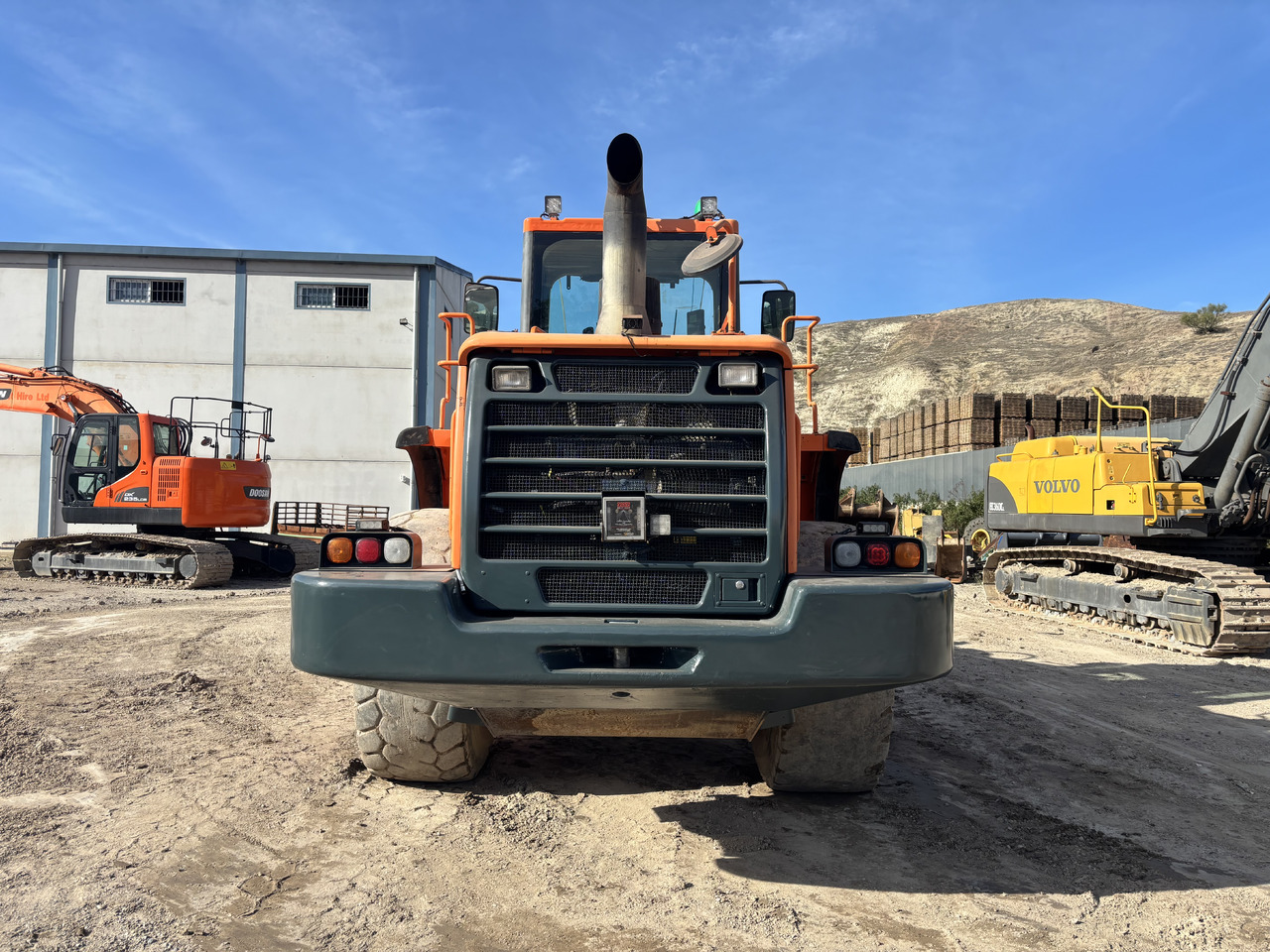 Doosan DL300 - Pá carregadora de rodas: foto 4 Doosan DL300 - Pá carregadora de rodas: foto 4