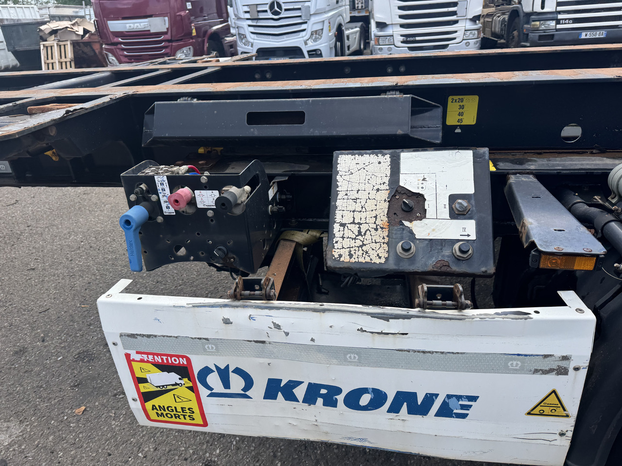 Krone - Semi-reboque transportador de contêineres/ Caixa móvel: foto 4 Krone - Semi-reboque transportador de contêineres/ Caixa móvel: foto 4