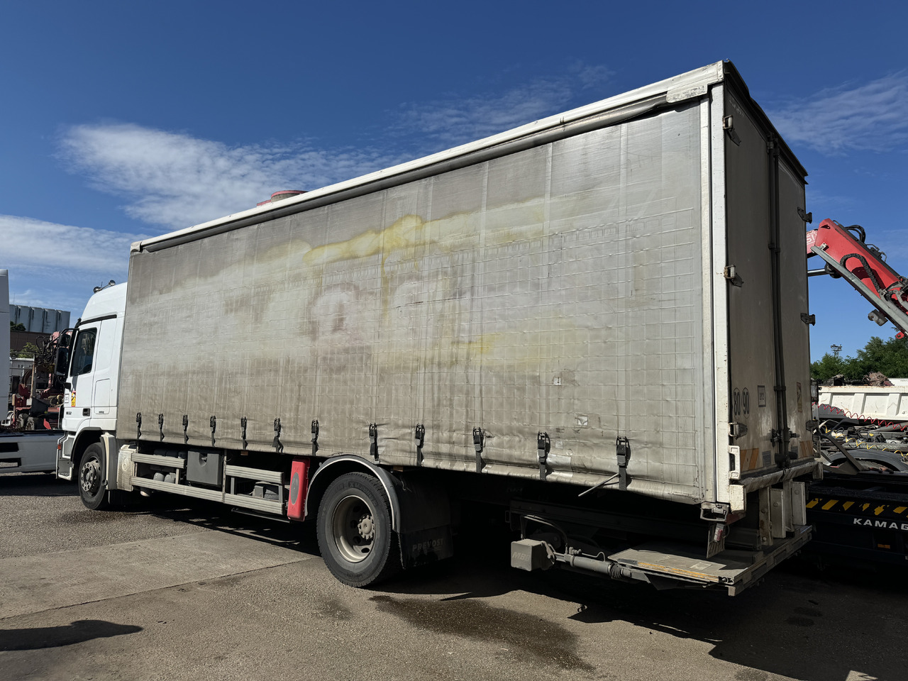 MERCEDES-BENZ ACTROS 1832 - Camião de lona: foto 4 MERCEDES-BENZ ACTROS 1832 - Camião de lona: foto 4