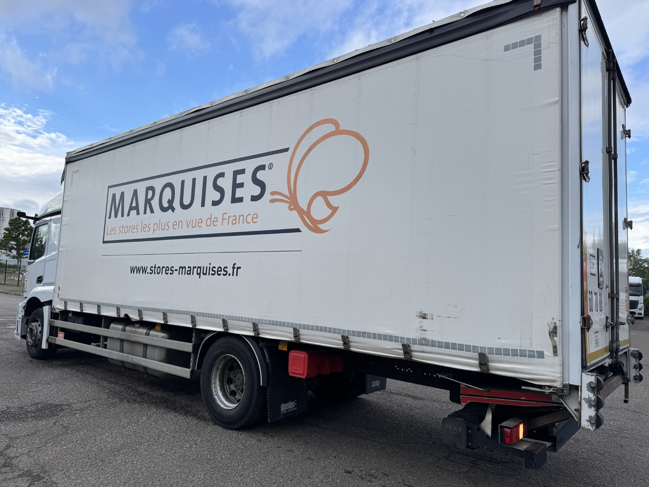 MERCEDES-BENZ Actros - Camião de lona: foto 3 MERCEDES-BENZ Actros - Camião de lona: foto 3