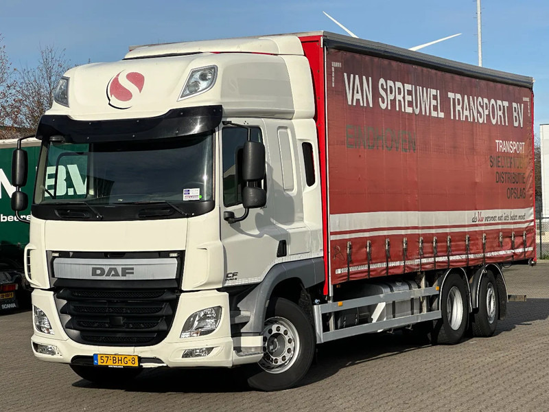DAF CF 330 6X2*4 Schuifzeil / Laadklep / Kooiaap 05-2026 Apk! - Camião de lona: foto 2 DAF CF 330 6X2*4 Schuifzeil / Laadklep / Kooiaap 05-2026 Apk! - Camião de lona: foto 2