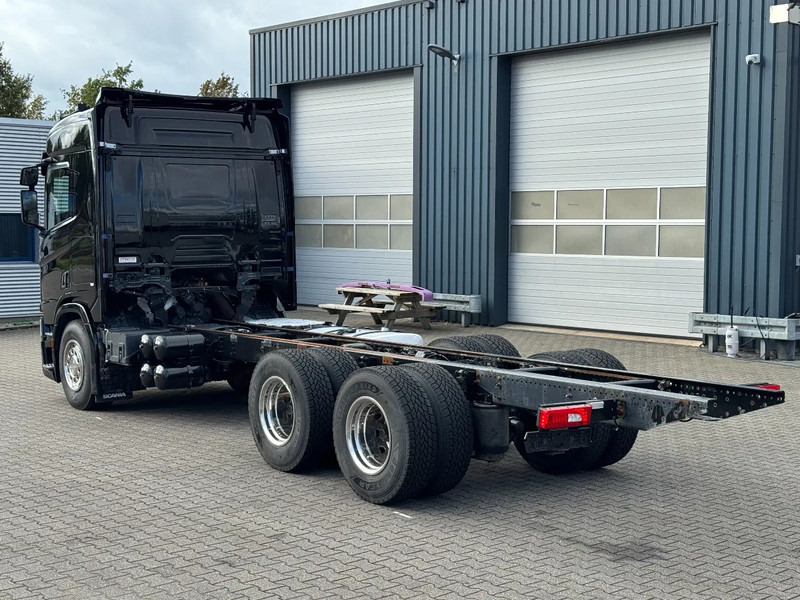 Scania R650 V8 6x4 Chassis Retarder WB 4.50 Only 465tkm! - Camião chassi: foto 5 Scania R650 V8 6x4 Chassis Retarder WB 4.50 Only 465tkm! - Camião chassi: foto 5