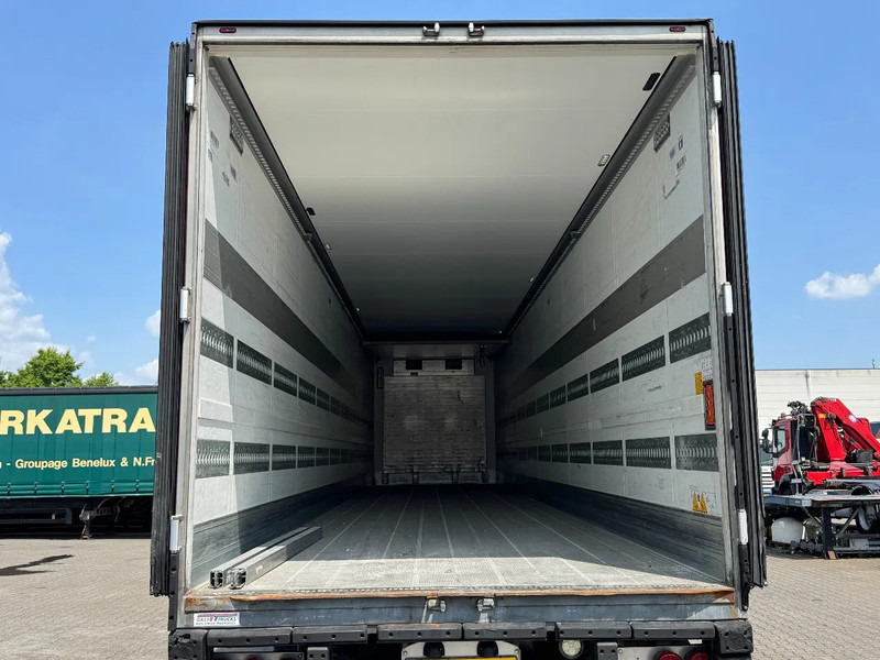 Schmitz Cargobull Carrier Vector 1550 City / OV-Laadklep / Tussenschot / Lift-as / APK 03-2026 - Semi-reboque frigorífico: foto 3 Schmitz Cargobull Carrier Vector 1550 City / OV-Laadklep / Tussenschot / Lift-as / APK 03-2026 - Semi-reboque frigorífico: foto 3