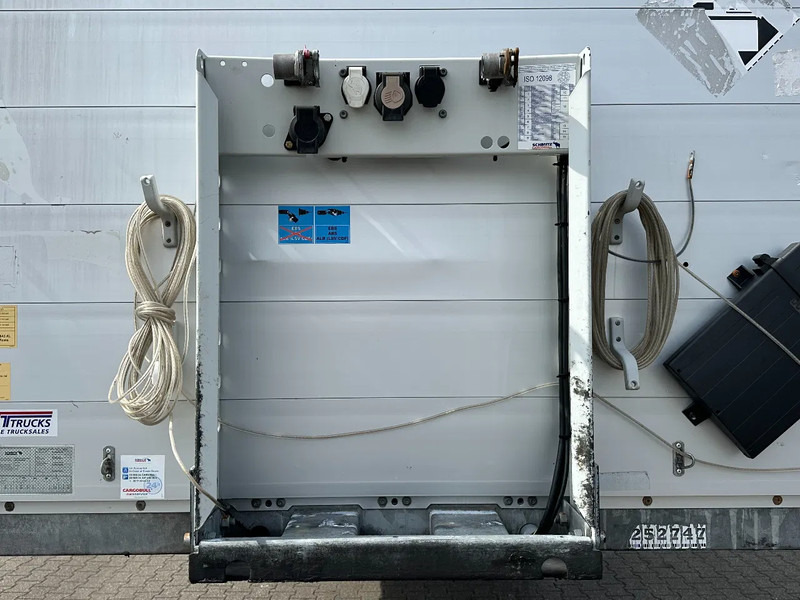 Schmitz Cargobull Schuifzeil met Coil / Schuifdak / Rotos-Disc - Semi-reboque de lona: foto 5 Schmitz Cargobull Schuifzeil met Coil / Schuifdak / Rotos-Disc - Semi-reboque de lona: foto 5