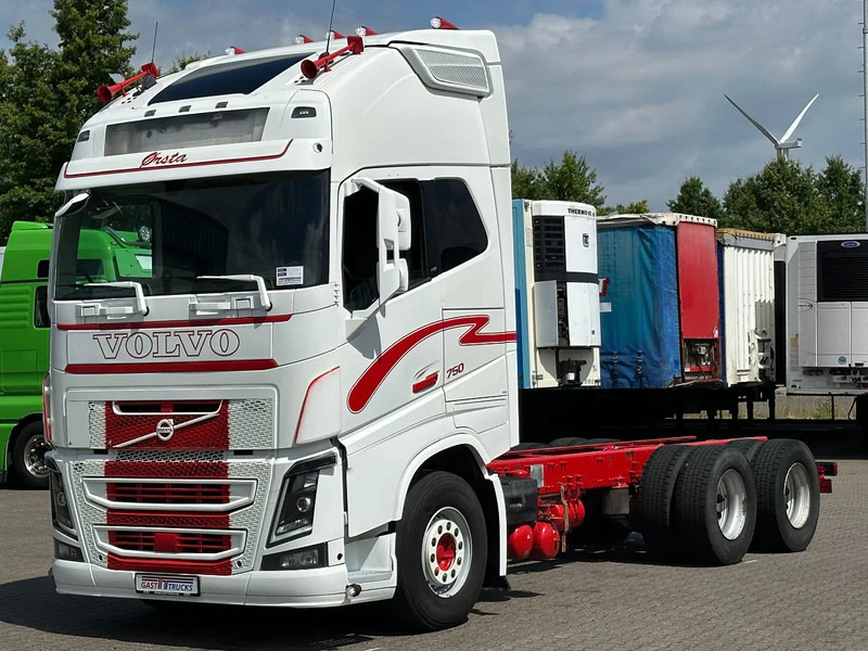 Volvo FH 16.750 6x4 Globe XL Chassis Retarder 4.30 Wb Full Air - Camião chassi: foto 1 Volvo FH 16.750 6x4 Globe XL Chassis Retarder 4.30 Wb Full Air - Camião chassi: foto 1