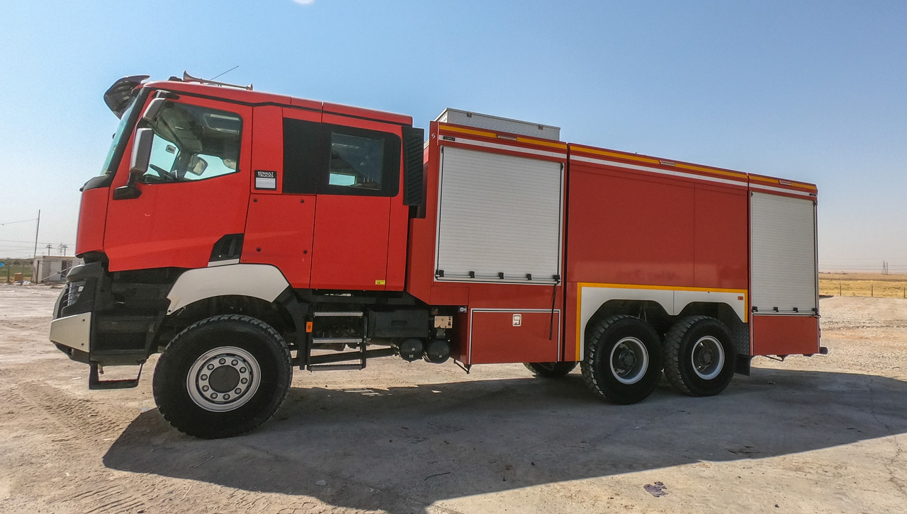Renault SZCZESNIAK K-500 TLF 9000/1000 6x6 - Carro de bombeiro: foto 2 Renault SZCZESNIAK K-500 TLF 9000/1000 6x6 - Carro de bombeiro: foto 2