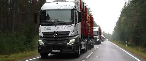 Camião de transporte de madeira, Camião grua novo Volvo FH: foto 15