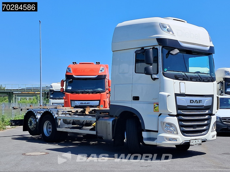 DAF XF 480 6X2 SSC Retarder 2x Tanks Lif+Lenkachse Standklima LED ACC - Camião transportador de contêineres/ Caixa móvel: foto 3 DAF XF 480 6X2 SSC Retarder 2x Tanks Lif+Lenkachse Standklima LED ACC - Camião transportador de contêineres/ Caixa móvel: foto 3