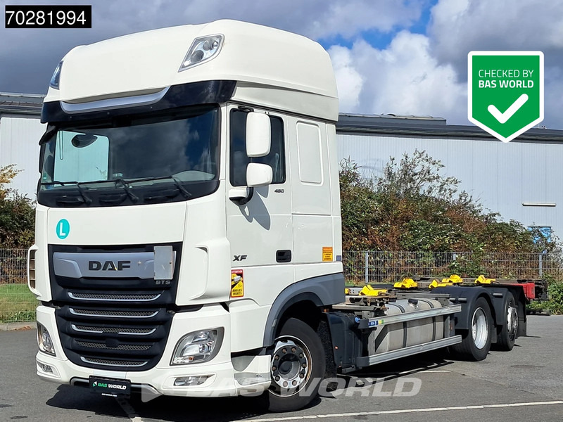 DAF XF 480 6X2 SSC Retarder 2xTanks Lift/Steering ACC Euro 6 - Camião transportador de contêineres/ Caixa móvel: foto 1 DAF XF 480 6X2 SSC Retarder 2xTanks Lift/Steering ACC Euro 6 - Camião transportador de contêineres/ Caixa móvel: foto 1
