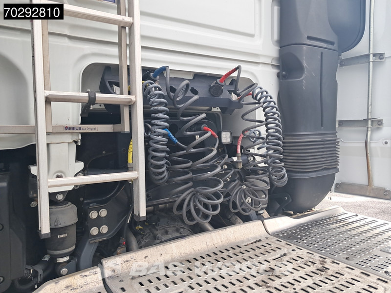 DAF XF 480 4X2 SSC Retarder Standklima LED ACC Euro 6 - Tractor: foto 3 DAF XF 480 4X2 SSC Retarder Standklima LED ACC Euro 6 - Tractor: foto 3