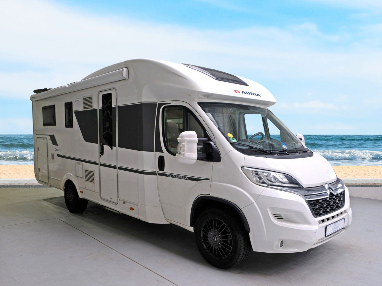 Adria Coral S 670 SL Axess/1.Hand/Einzelbetten/2xKlima - Autocaravana perfilada: foto 1 Adria Coral S 670 SL Axess/1.Hand/Einzelbetten/2xKlima - Autocaravana perfilada: foto 1