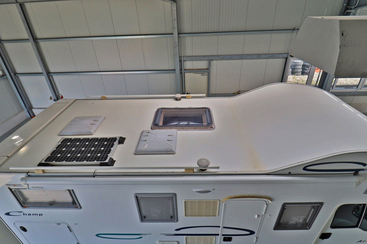 Cristall A 670 G/Automatik/Festbett/Garage/Solar/Markise - Autocaravana capucine: foto 4 Cristall A 670 G/Automatik/Festbett/Garage/Solar/Markise - Autocaravana capucine: foto 4