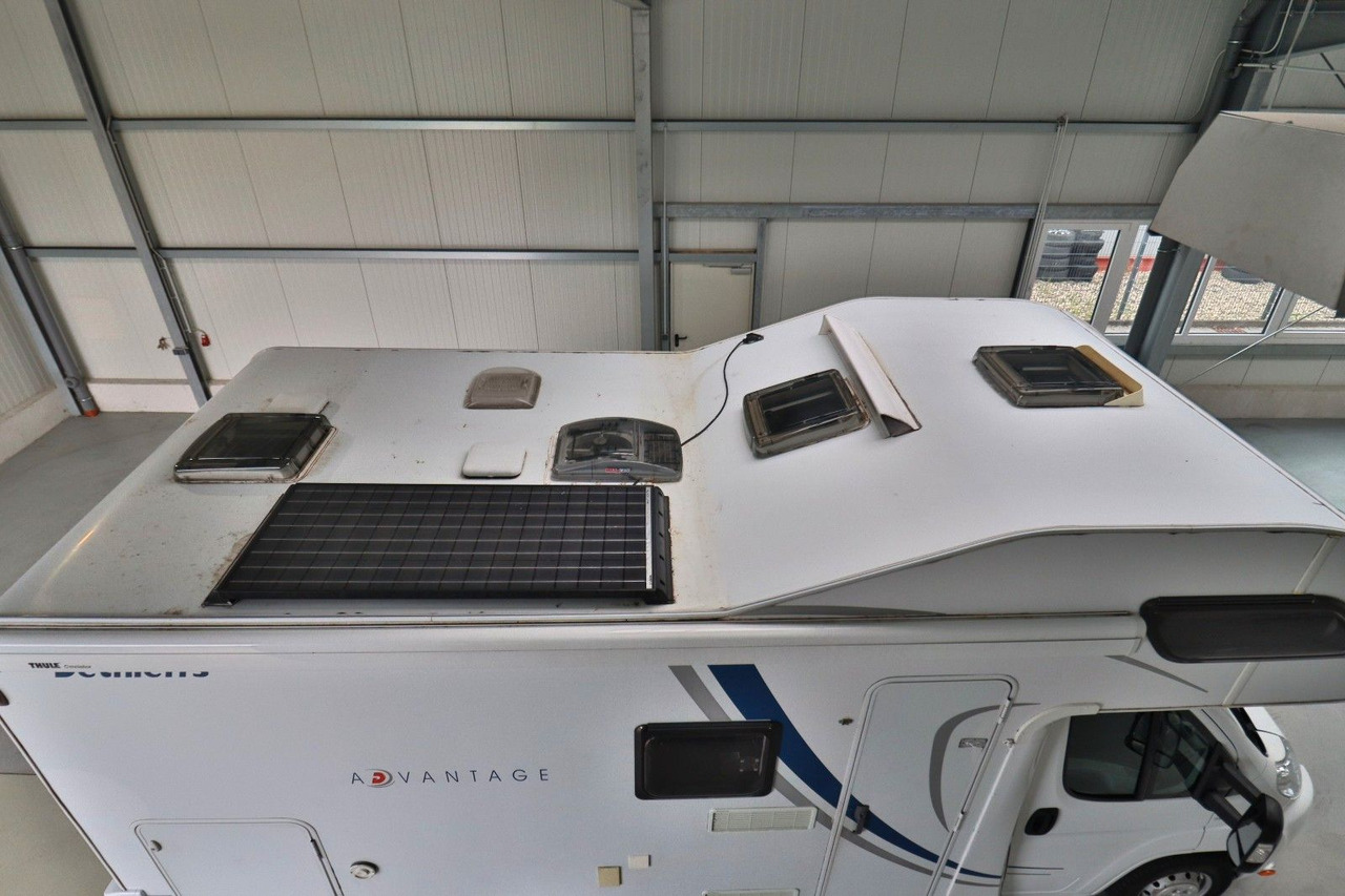 Dethleffs Advantage A 5881 HG/Etagenbetten/Garage/Solar - Autocaravana capucine: foto 4 Dethleffs Advantage A 5881 HG/Etagenbetten/Garage/Solar - Autocaravana capucine: foto 4