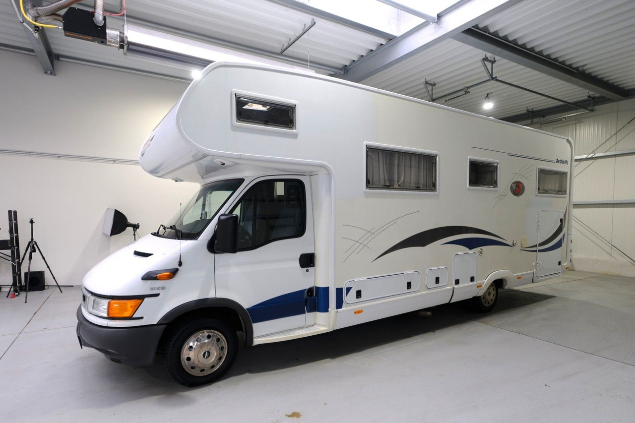 Dethleffs Globetrotter A 8000 XXL/Festbett/Garage/Solar - Autocaravana capucine: foto 2 Dethleffs Globetrotter A 8000 XXL/Festbett/Garage/Solar - Autocaravana capucine: foto 2