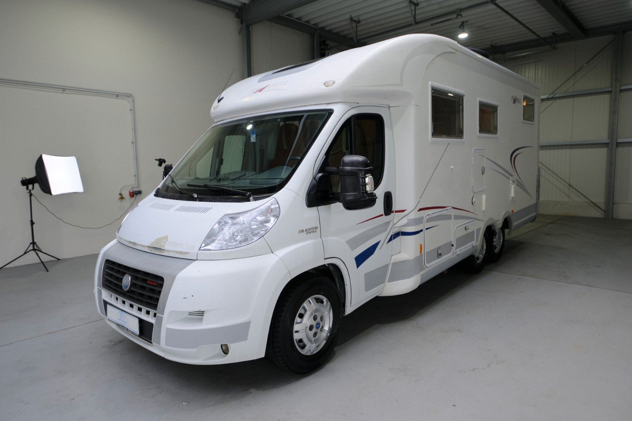 Frankia T 740 BD/Festbett/Garage/Klima/Solar/158 PS - Autocaravana perfilada: foto 4 Frankia T 740 BD/Festbett/Garage/Klima/Solar/158 PS - Autocaravana perfilada: foto 4