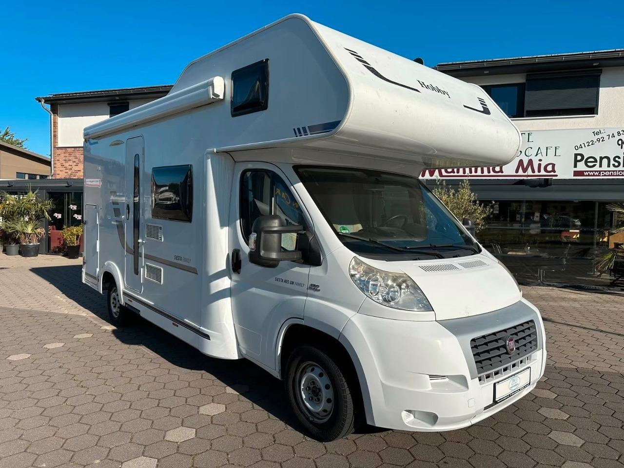 Hobby Siesta Family A 65 GM/Etagenbetten/Garage/Klima - Autocaravana capucine: foto 1 Hobby Siesta Family A 65 GM/Etagenbetten/Garage/Klima - Autocaravana capucine: foto 1