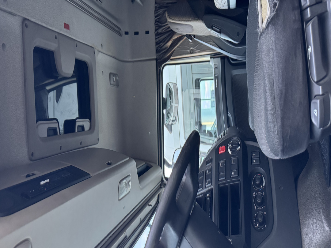 DAF XF 460 - Tractor: foto 4 DAF XF 460 - Tractor: foto 4