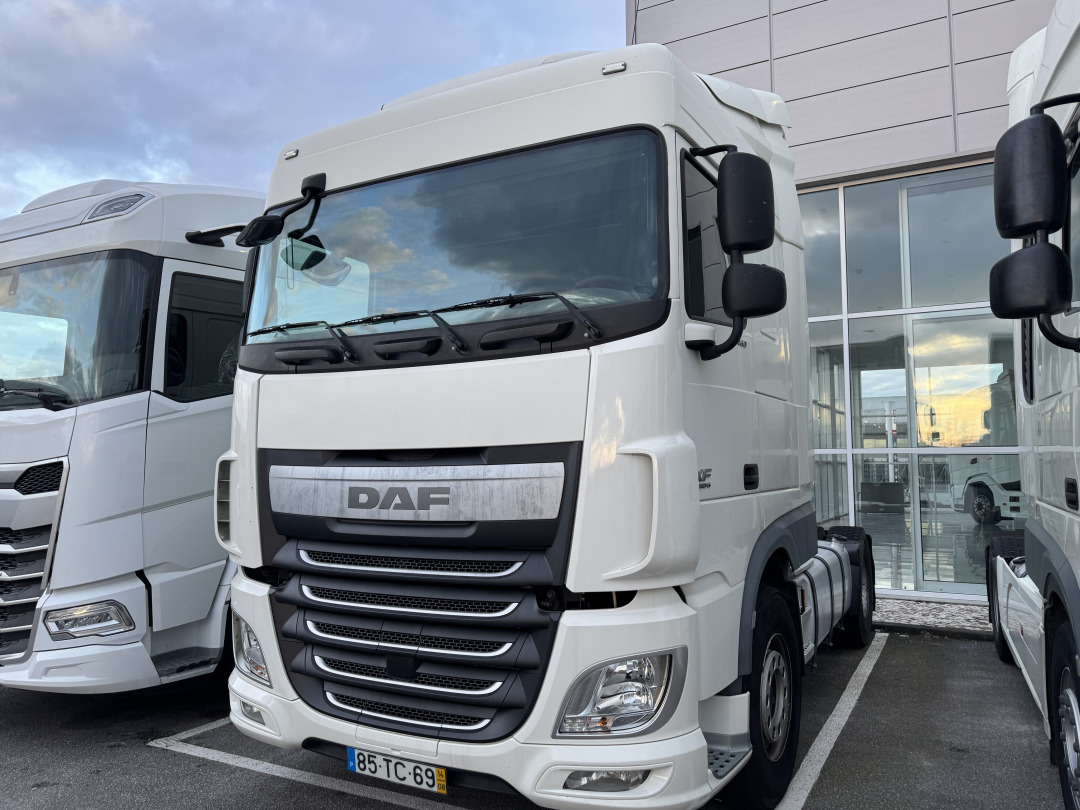 DAF XF 460 - Tractor: foto 1 DAF XF 460 - Tractor: foto 1