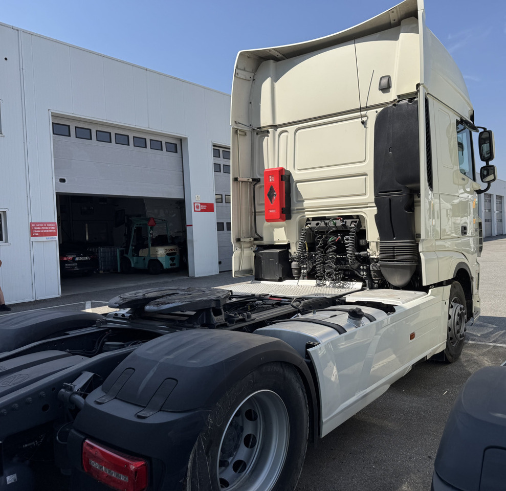 DAF XF 530 - Tractor: foto 3 DAF XF 530 - Tractor: foto 3