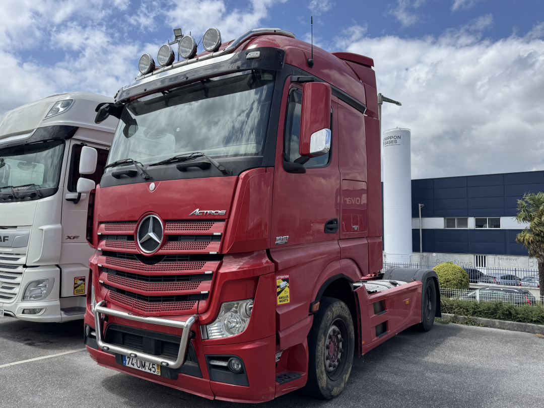 Mercedes Actros 510 1851 - Tractor: foto 2 Mercedes Actros 510 1851 - Tractor: foto 2