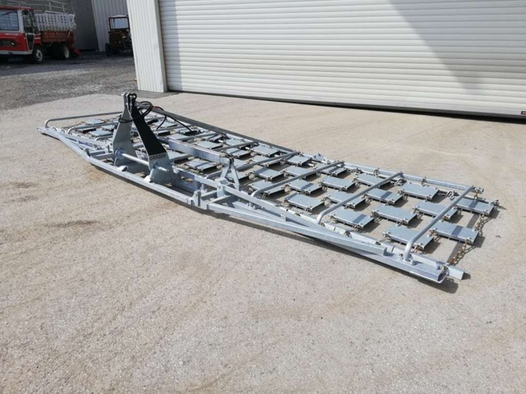 Graser Goren Wiesenegge Hydraulisch (23187) - Grade para prados: foto 3 Graser Goren Wiesenegge Hydraulisch (23187) - Grade para prados: foto 3