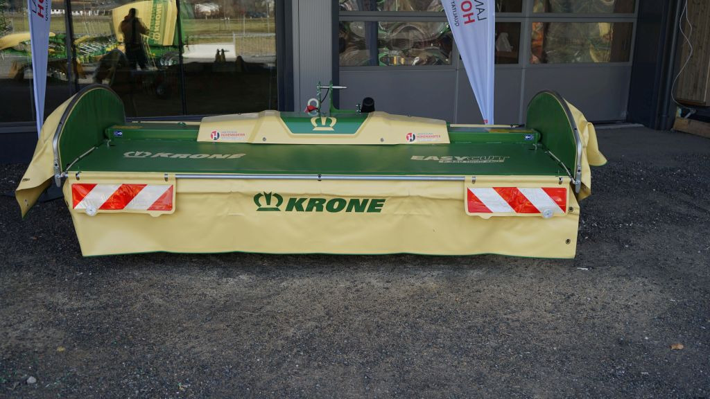 Krone EasyCut F320 Highland (20688) - Gadanheira: foto 2 Krone EasyCut F320 Highland (20688) - Gadanheira: foto 2