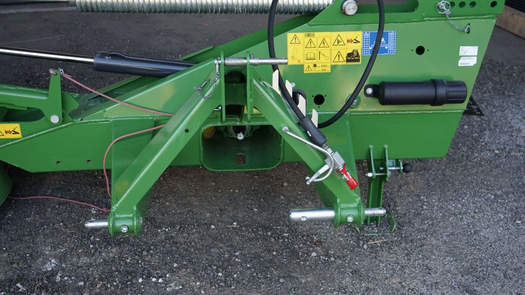 Krone EasyCut R 320 (20704) - Gadanheira: foto 2 Krone EasyCut R 320 (20704) - Gadanheira: foto 2