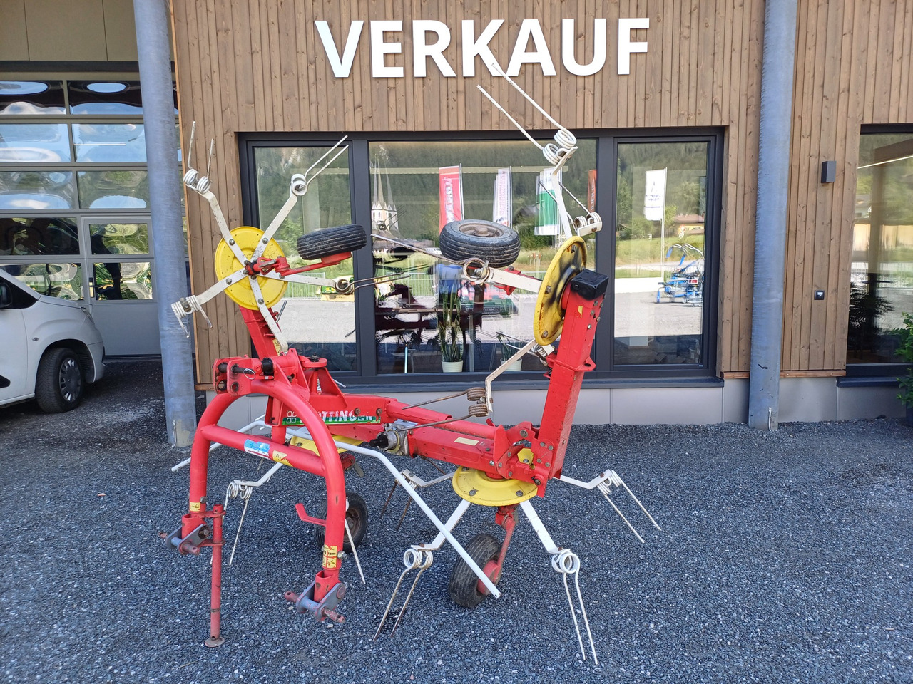 Pöttinger Hit 44 N (23952) - Ancinho enleirador: foto 2 Pöttinger Hit 44 N (23952) - Ancinho enleirador: foto 2