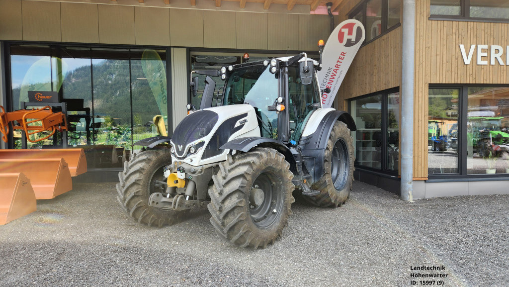 Valtra N 175 Direct (15997) - Trator: foto 1 Valtra N 175 Direct (15997) - Trator: foto 1