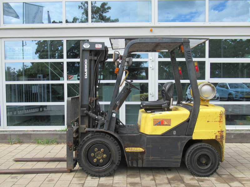 Daewoo G30P-3 Heftruck LPG - Empilhadeira a gás: foto 5 Daewoo G30P-3 Heftruck LPG - Empilhadeira a gás: foto 5