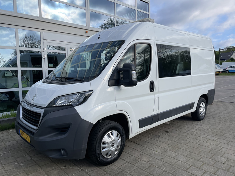 Peugeot Boxer 330 2.2 HDI 96KW L2H2 XT DOKA Dubbelcabine AIRCO - Furgão compacto, Carrinha cabine dupla: foto 3 Peugeot Boxer 330 2.2 HDI 96KW L2H2 XT DOKA Dubbelcabine AIRCO - Furgão compacto, Carrinha cabine dupla: foto 3