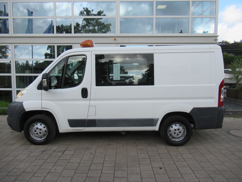 Peugeot Boxer 330 2.2 HDI L1H1 P+ Dubbelcabine DOKA airco - Furgão compacto, Carrinha cabine dupla: foto 4 Peugeot Boxer 330 2.2 HDI L1H1 P+ Dubbelcabine DOKA airco - Furgão compacto, Carrinha cabine dupla: foto 4