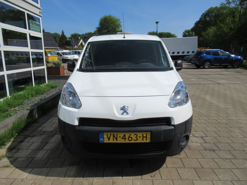 Peugeot Partner 120 1.6 HDI L1 XT AIRCO - KLIMA Schuifdeur - Carrinha de contentor: foto 4 Peugeot Partner 120 1.6 HDI L1 XT AIRCO - KLIMA Schuifdeur - Carrinha de contentor: foto 4