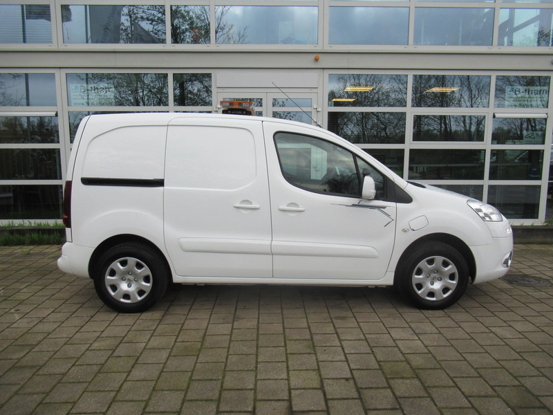 Peugeot Partner Full Electric Venturi Origin 3-Zit / Seat - Furgão compacto, Carrinha elétrica: foto 2 Peugeot Partner Full Electric Venturi Origin 3-Zit / Seat - Furgão compacto, Carrinha elétrica: foto 2