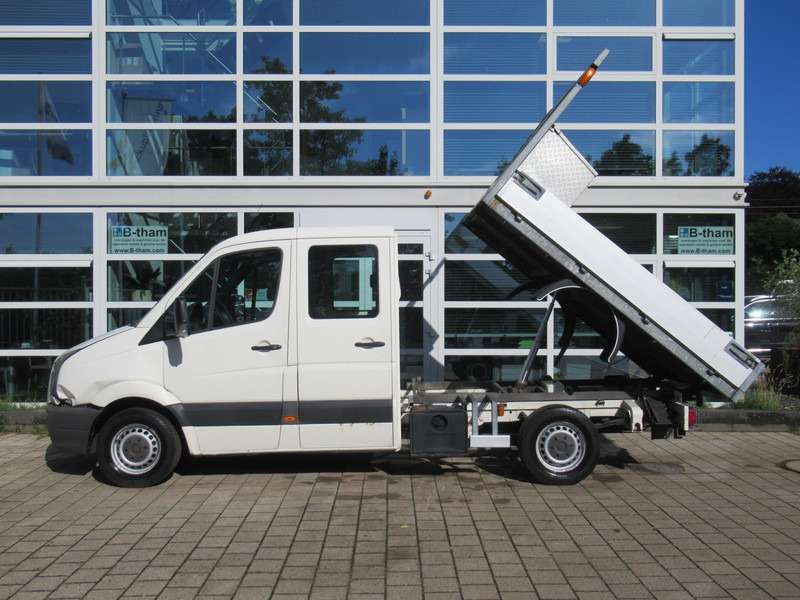 Volkswagen Crafter 35 2.5TDI 80 KW DOKA Dubbelcabine Kipper - Carrinha basculante, Carrinha cabine dupla: foto 2 Volkswagen Crafter 35 2.5TDI 80 KW DOKA Dubbelcabine Kipper - Carrinha basculante, Carrinha cabine dupla: foto 2