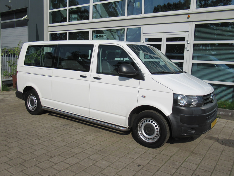 Volkswagen Transporter Kombi T5 2.0 TDI 62KW L2H1 Comf. 9-Personen - Minibus, Furgão de passageiros: foto 3 Volkswagen Transporter Kombi T5 2.0 TDI 62KW L2H1 Comf. 9-Personen - Minibus, Furgão de passageiros: foto 3