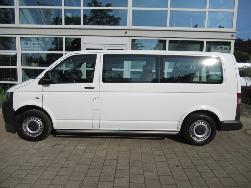 Volkswagen Transporter Kombi T5 2.0 TDI 62KW L2H1 Comf. 9-Personen - Minibus, Furgão de passageiros: foto 5 Volkswagen Transporter Kombi T5 2.0 TDI 62KW L2H1 Comf. 9-Personen - Minibus, Furgão de passageiros: foto 5