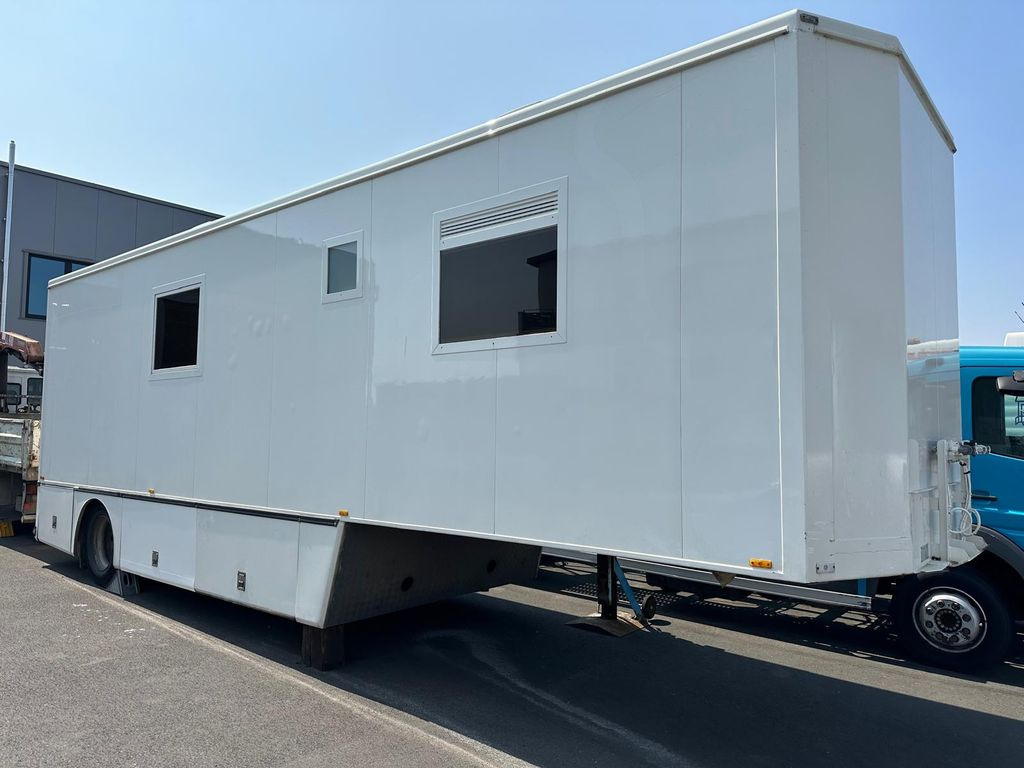 VanHool*WohntrailerProjekt*Aggregat*Wasser - Autocaravana: foto 1 VanHool*WohntrailerProjekt*Aggregat*Wasser - Autocaravana: foto 1