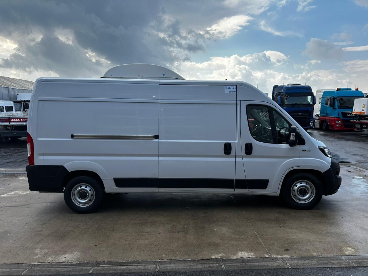 Fiat Ducato Isberg Pharma-Kühler -30°C/4°C/22°C - Carrinha frigorífica: foto 5 Fiat Ducato Isberg Pharma-Kühler -30°C/4°C/22°C - Carrinha frigorífica: foto 5