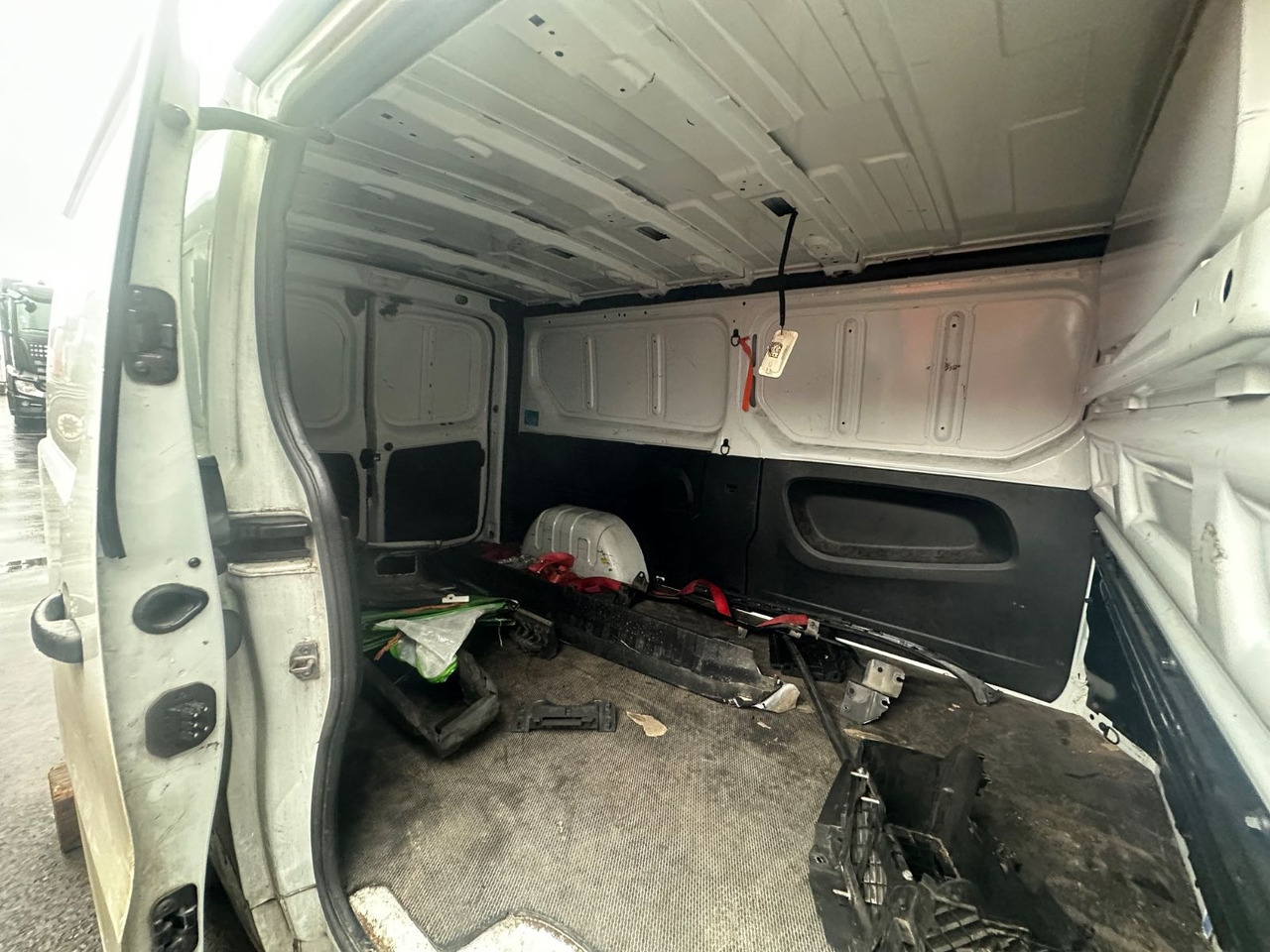 Fiat Talento Kasten L2H1 Ohne Motor u. Getriebe* - Furgão compacto: foto 5 Fiat Talento Kasten L2H1 Ohne Motor u. Getriebe* - Furgão compacto: foto 5
