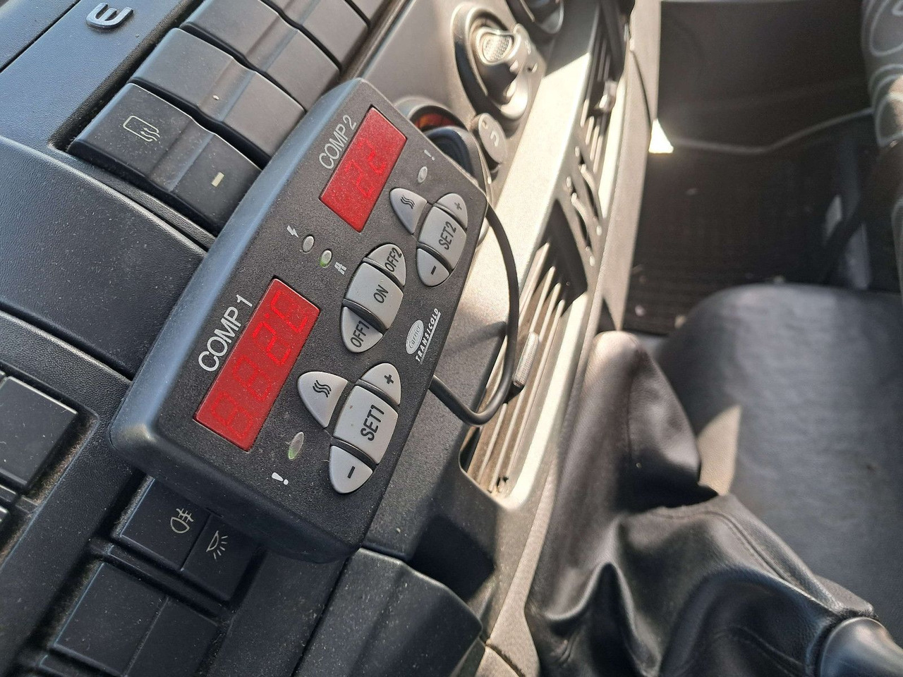 Iveco 100E18, Carrier Xarios 600mt, POLEN! - Camião frigorífico: foto 5 Iveco 100E18, Carrier Xarios 600mt, POLEN! - Camião frigorífico: foto 5