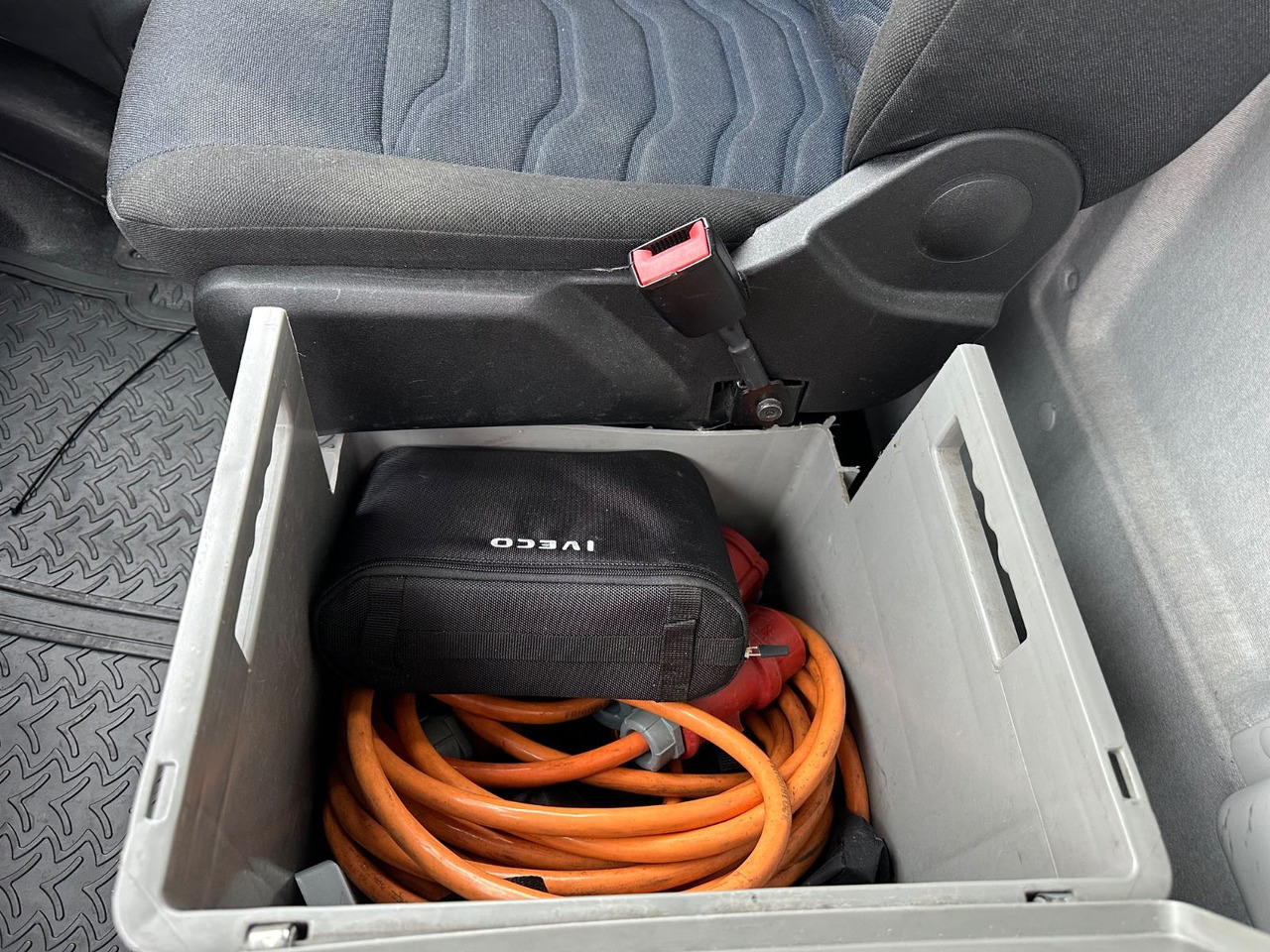 Carrinha frigorífica Iveco Daily 70C21/LBW/Tiefkühler/Tüv neu/Wilke: foto 15 Carrinha frigorífica Iveco Daily 70C21/LBW/Tiefkühler/Tüv neu/Wilke: foto 15