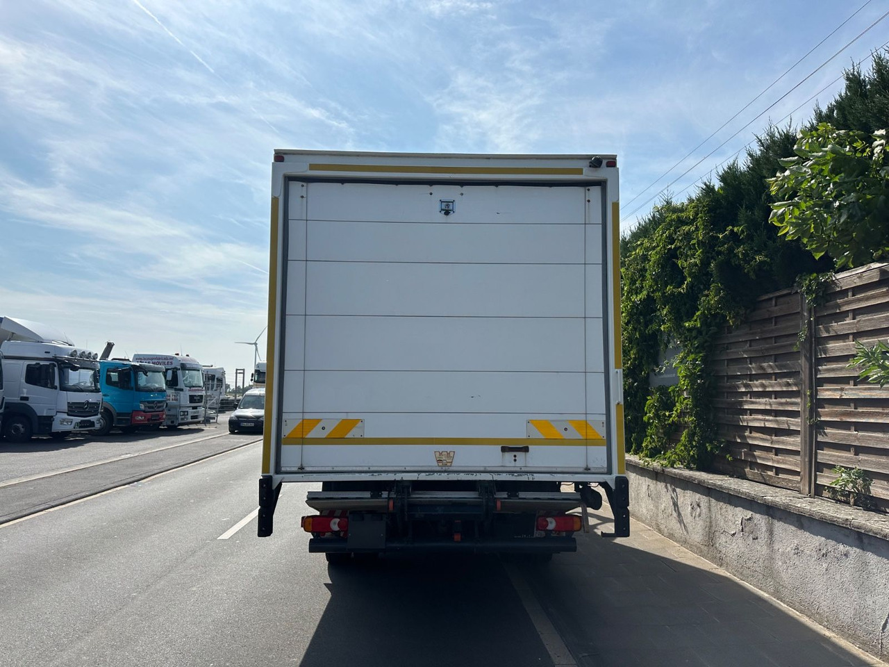 Iveco Eurocargo 75E19/Tüv neu/Koffer/LBW 1000kg/ - Carrinha de contentor: foto 4 Iveco Eurocargo 75E19/Tüv neu/Koffer/LBW 1000kg/ - Carrinha de contentor: foto 4