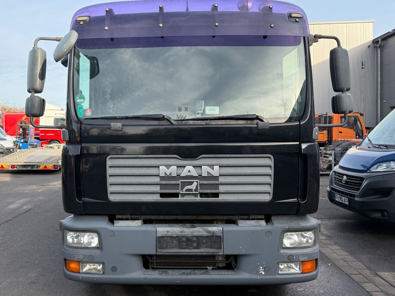 MAN TGL 8.210BL Moetefindt Doppelstock, Klima, Winde - Camião transporte de veículos: foto 4 MAN TGL 8.210BL Moetefindt Doppelstock, Klima, Winde - Camião transporte de veículos: foto 4