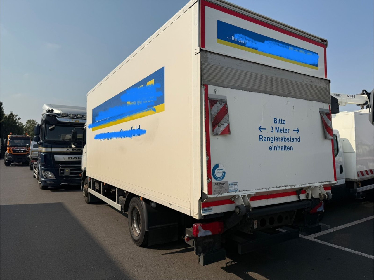 MAN TGM 12.250 DE Truck/ Klima/ Luft/ E6/ 6,05m/(tgl - Camião furgão: foto 3 MAN TGM 12.250 DE Truck/ Klima/ Luft/ E6/ 6,05m/(tgl - Camião furgão: foto 3