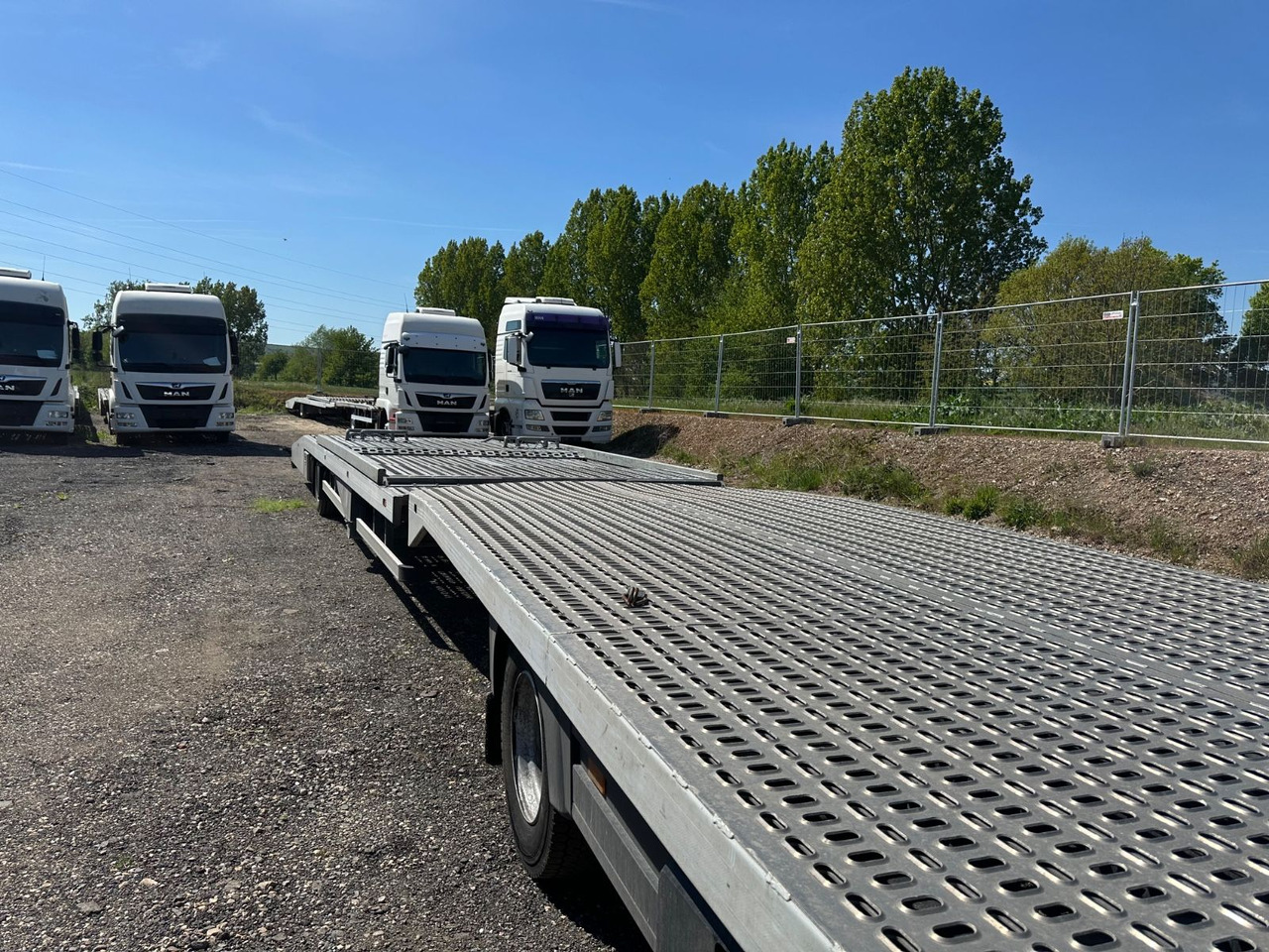 Mercedes-Benz Atego 1024 Flachzug 2-Bett Winde VDI2700 - Camião transporte de veículos: foto 4 Mercedes-Benz Atego 1024 Flachzug 2-Bett Winde VDI2700 - Camião transporte de veículos: foto 4
